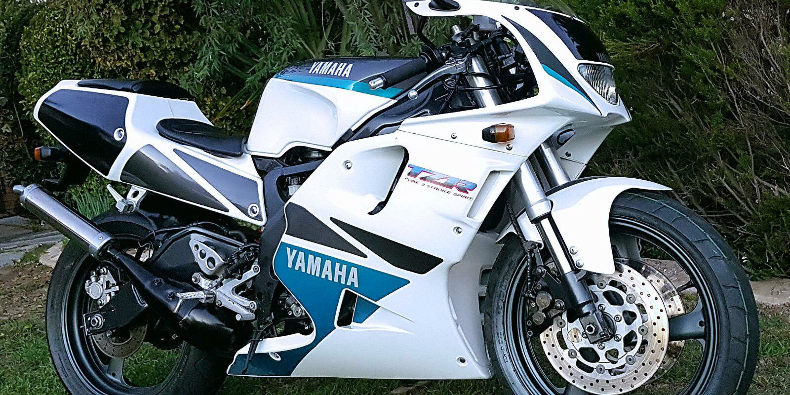 1992 Yamaha TZR250R R Side Front