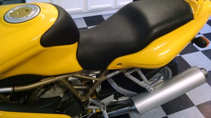 20160517 1999 ducati 750 ss left seat