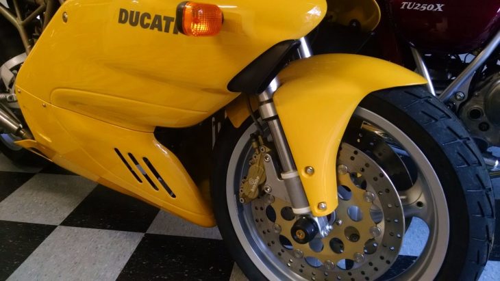 20160517 1999 ducati 750 ss right front wheel