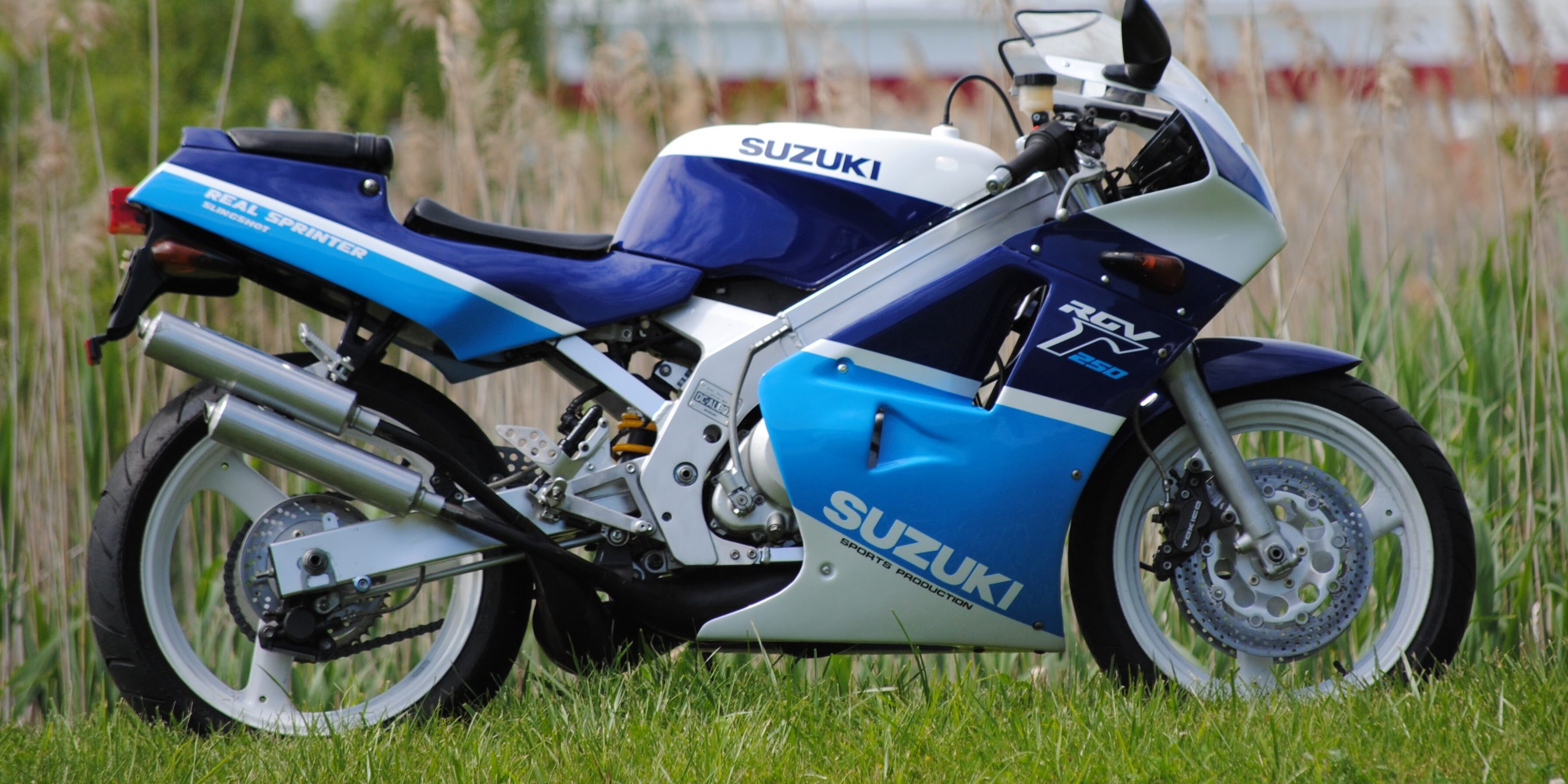 SUZUKI Impulse ジャケット ホワイト/ブルー SUZUKI Impulse