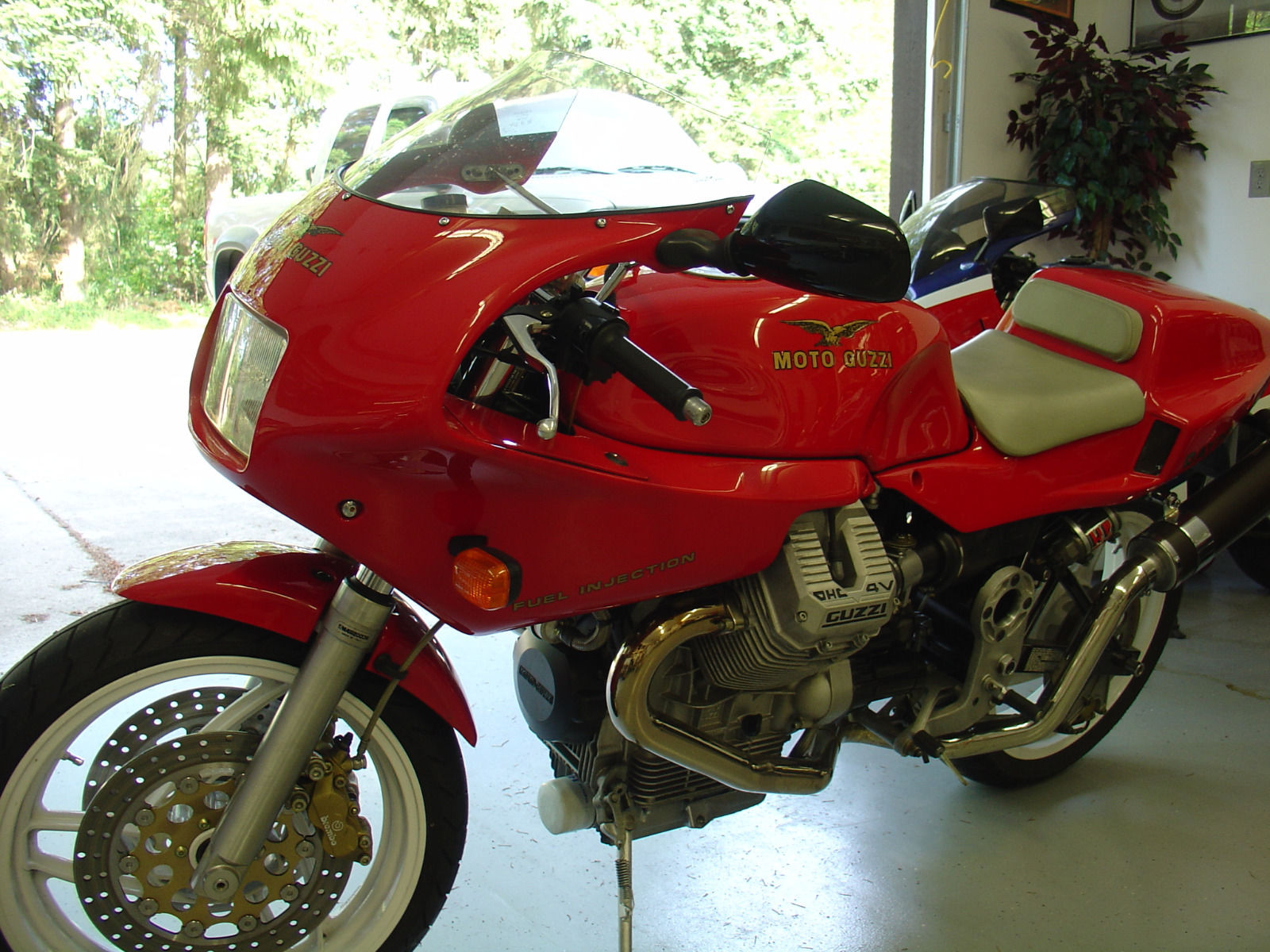 Big Twin: 1993 Moto Guzzi Daytona for Sale - Rare SportBikes For Sale