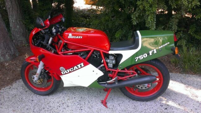 20160606 1986 ducati 750 f1 left