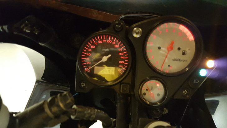 20160616 1999 honda vtr1000f binnacle