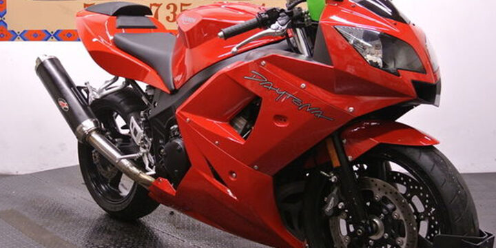 Getting Closer Low Mileage 2004 Triumph Daytona 600 for Sale