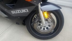 20160714 1989 suzuki gsx-r1100 right front wheel