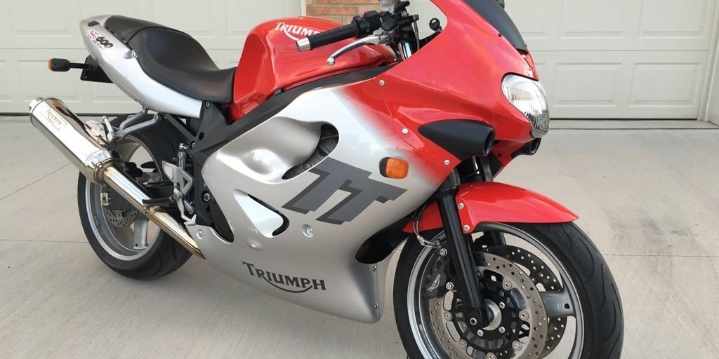 20160730 2000 triumph tt600 right front