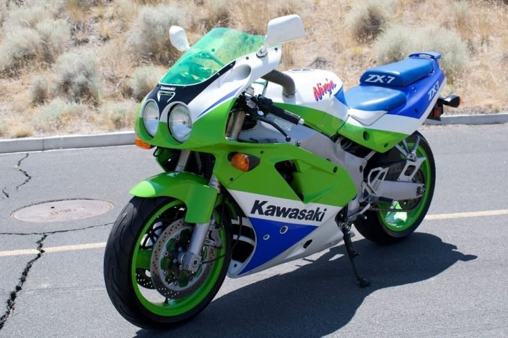 Kleen Klassic Kawi: 1992 Kawasaki ZX-7 for Sale