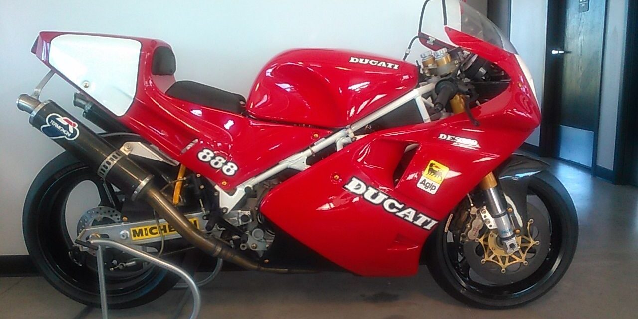 1992-ducati-888-corsa-r-side