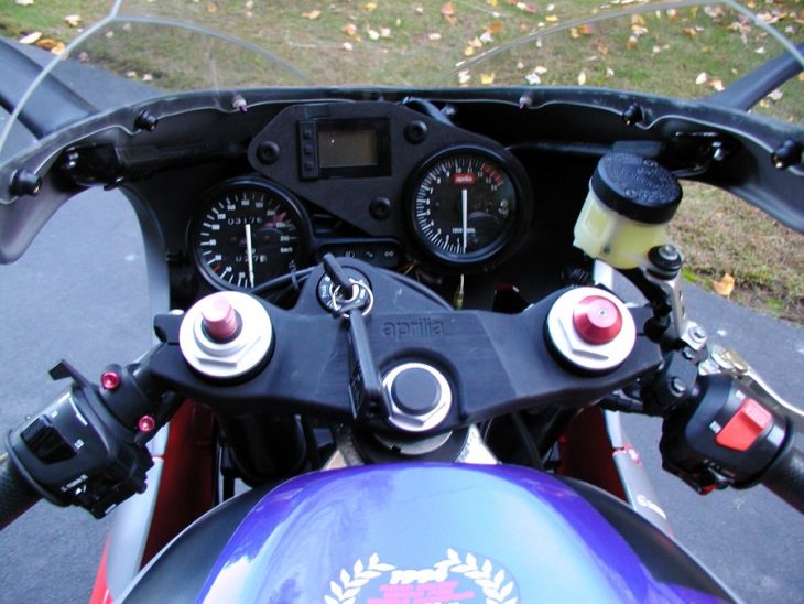 1996-aprilia-rs250-clocks