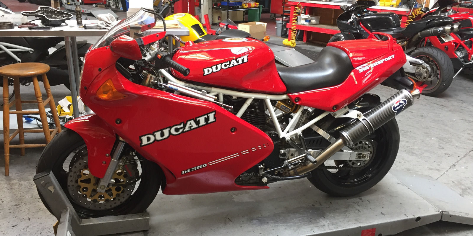In the Best Tradition - 1992 Ducati 900SS - Rare In the Best Tradition - 1992 Ducati 900SS - Rare