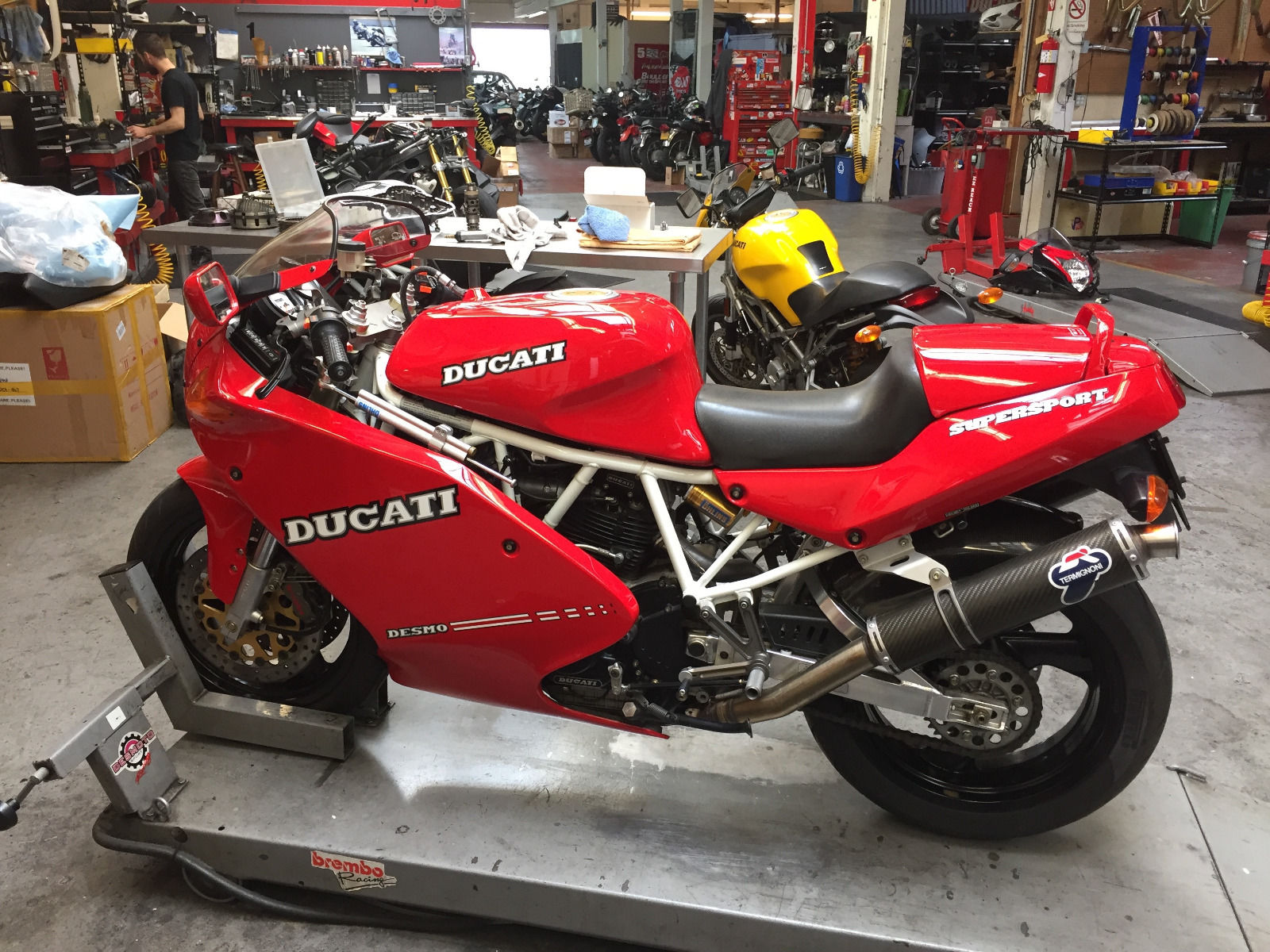 In the Best Tradition - 1992 Ducati 900SS - Rare SportBikesForSale