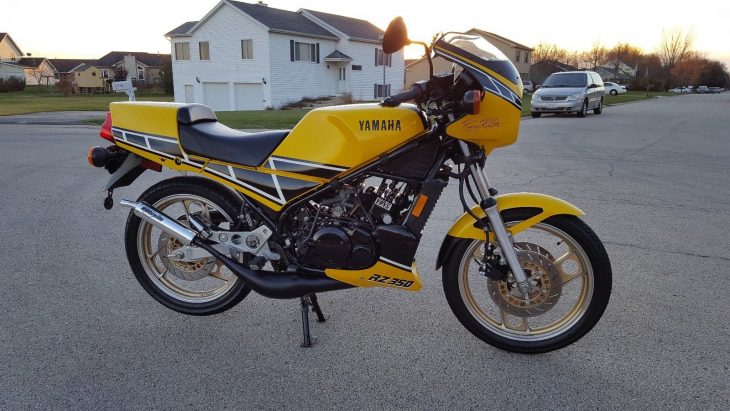 20161123-1984-yamaha-rz350-right