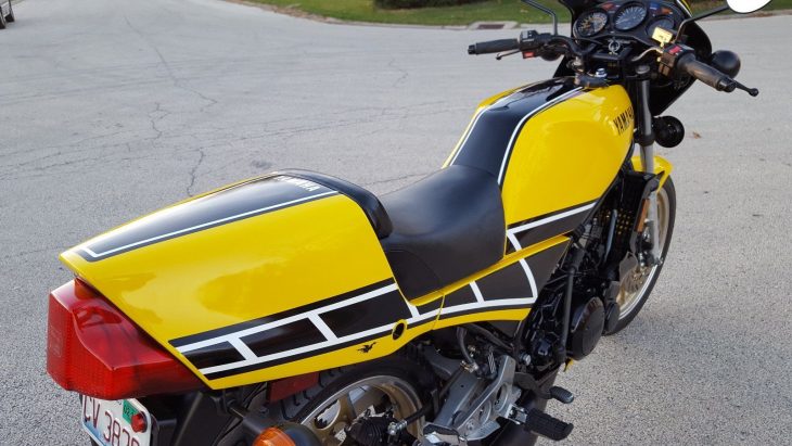 20161123-1984-yamaha-rz350-right-cockpit