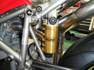 20161202-2002-ducati-998-left-rear-wheel