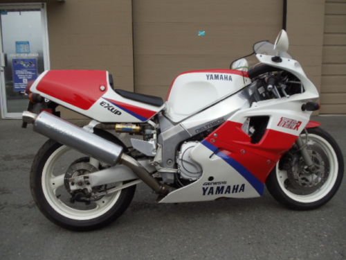 Rare Pair: 1990 Yamaha YZF750R OW01 and 1986 Suzuki GSX-R750 Limited for Sale
