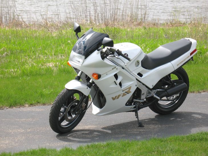 1986 honda vfr700 interceptor