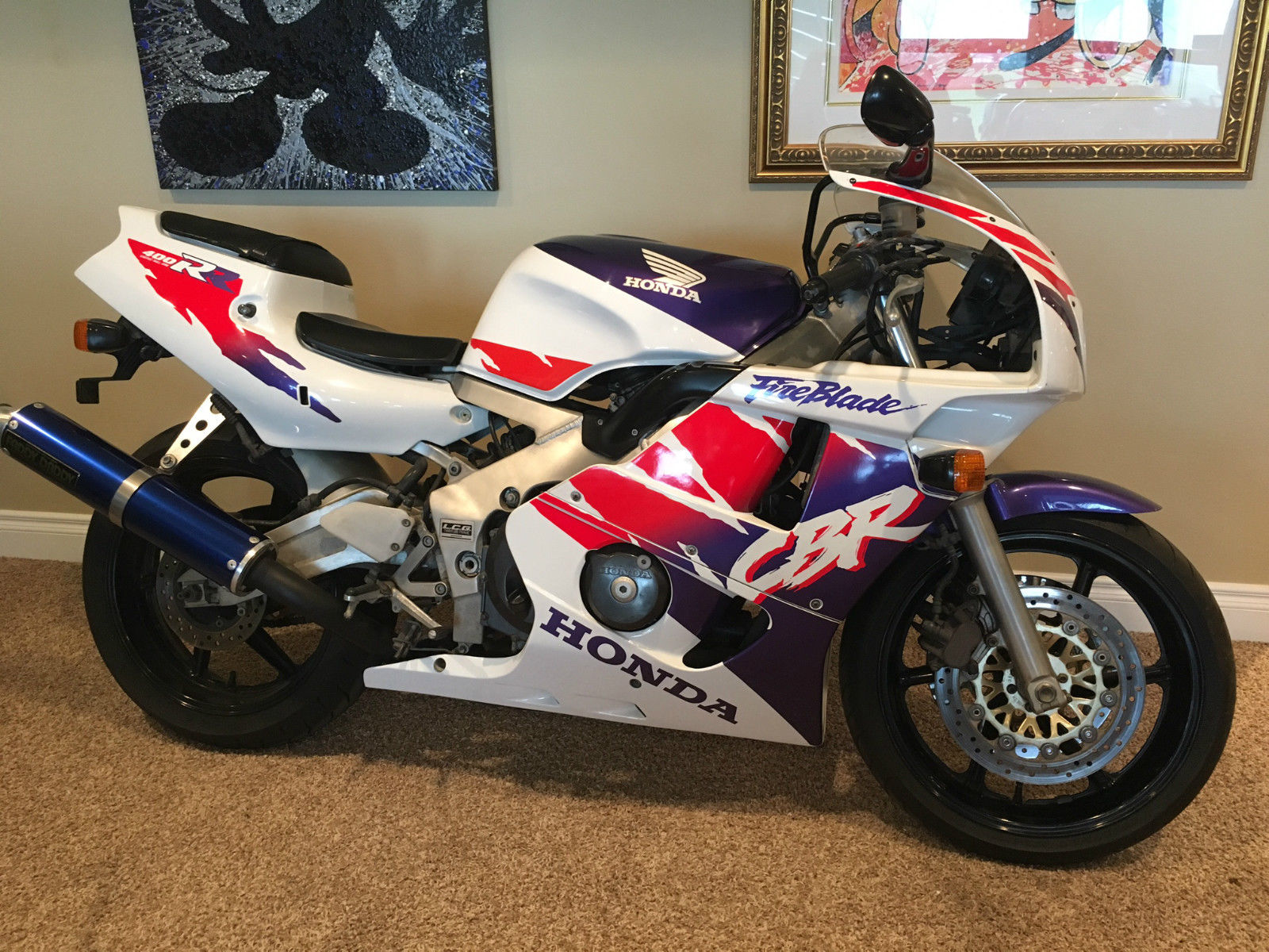 Battle Of The 400s Honda Cbr400rr Or Kawasaki Zxr400r Rare Sportbikes For Sale