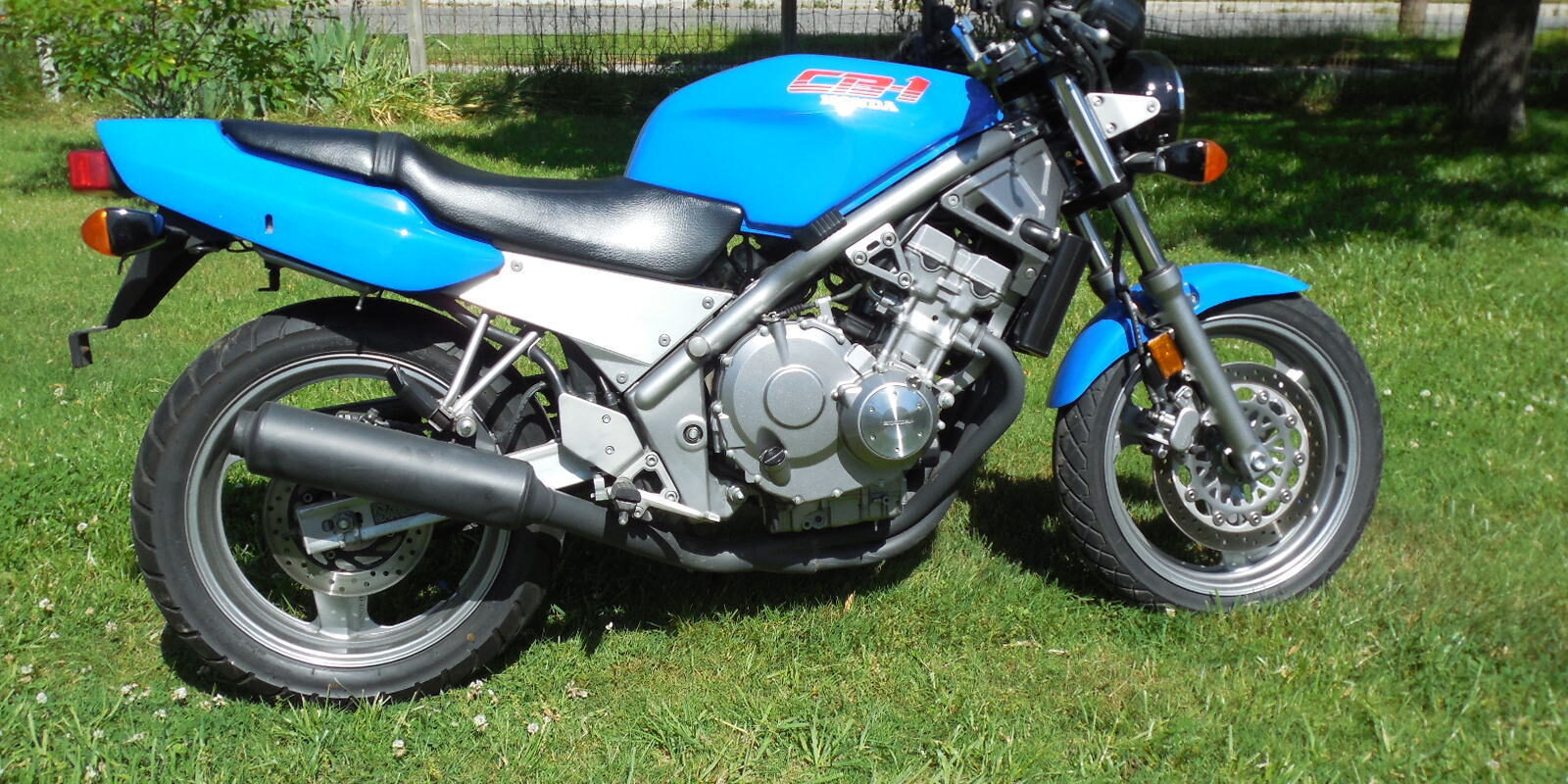 1990 Honda CB-1 R Side
