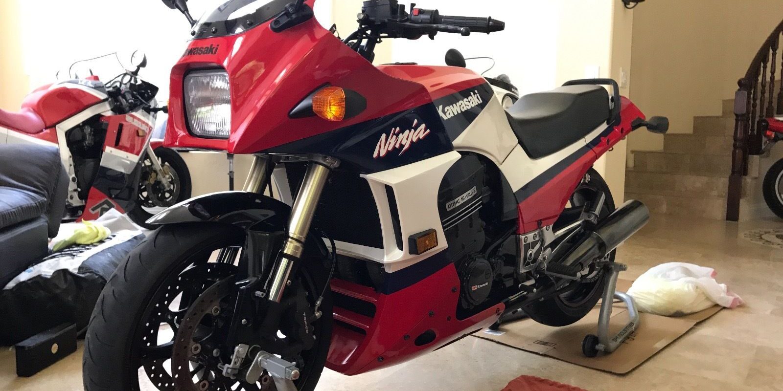 Top Gun Outlaw 1986 Kawasaki GPZ900R Rare SportBikesForSale