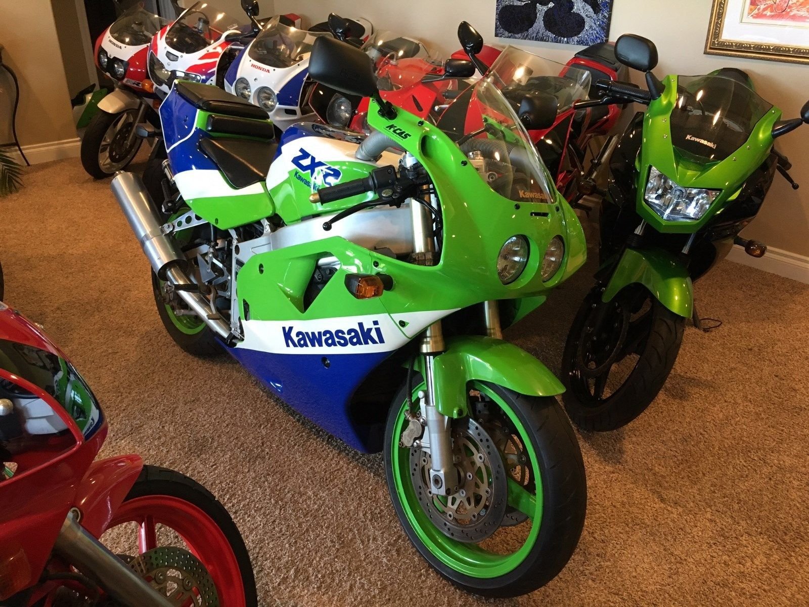 Featured Listing: 1989 Kawasaki ZXR400H1 with 3,815 Miles! - Rare 