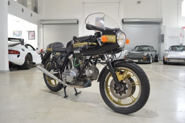 1980 Ducati 900SS R Front