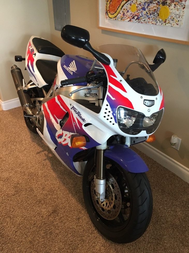 Featured Listing: 1994 Honda CBR900RR from Gary in Utah