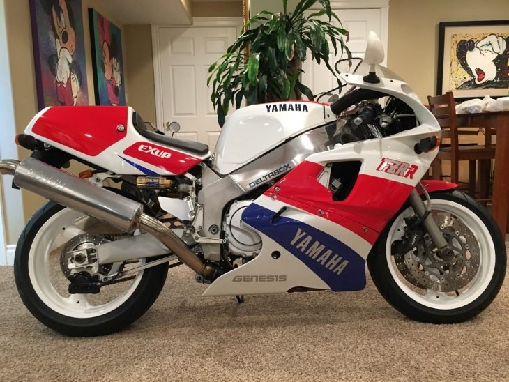 Featured Listing: 1989 Yamaha FZR750R OW01