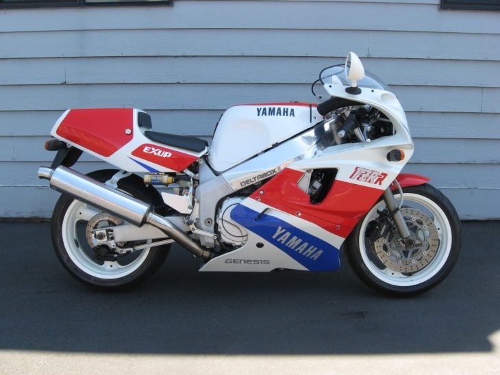 Extreme-ly LE – 1989 Yamaha FZR750R / OW01 with 1277 Miles !