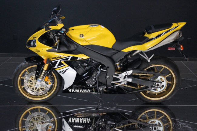 20171210 2006 yamaha yzf-r1 left