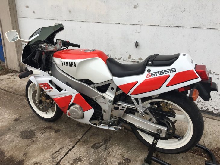 Nimble Welterweight: 1988 Yamaha FZR400 - Rare SportBikesForSale