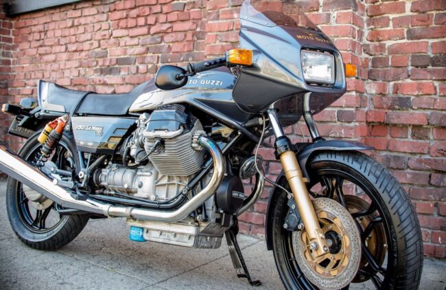 20180303 1984 moto guzzi le mans mk iii right front