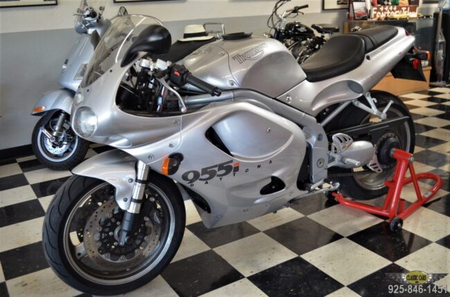 2001 Triumph Daytona L Side