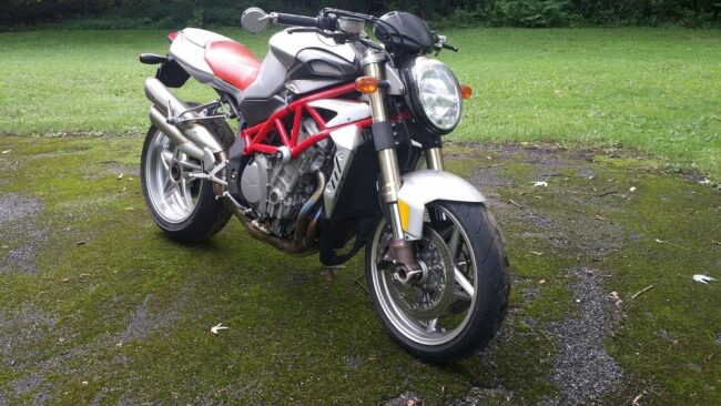 20180613 2005 mv agusta brutale 750s right front