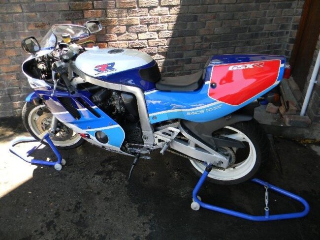 1989_Suzuki_GSXRR