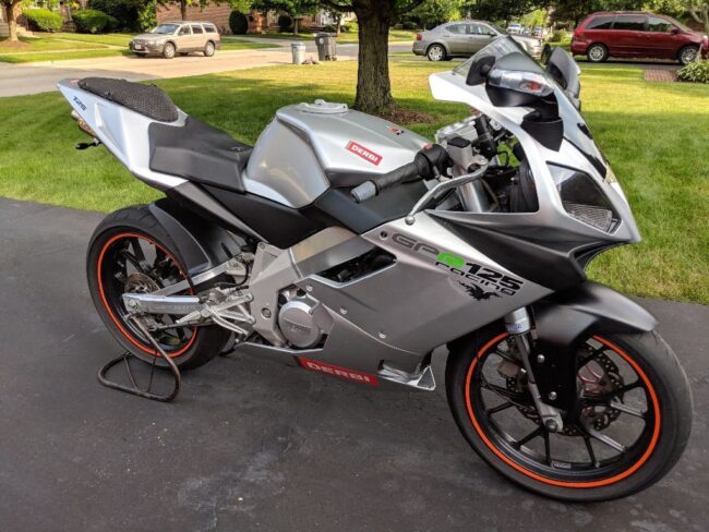 2006 Derbi GPR125 R Front