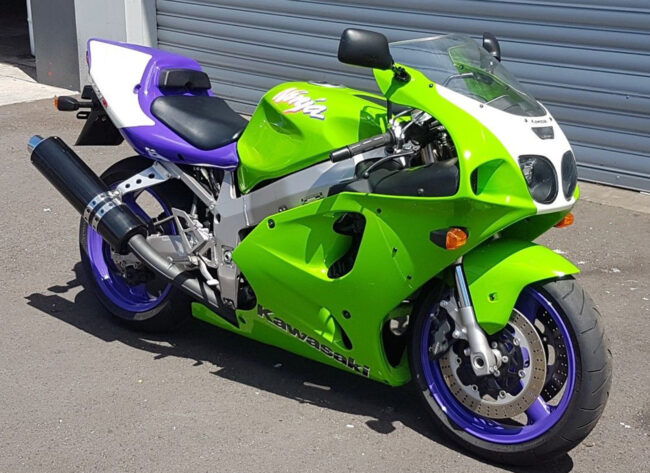2001 Kawasaki ZX7RR R Front