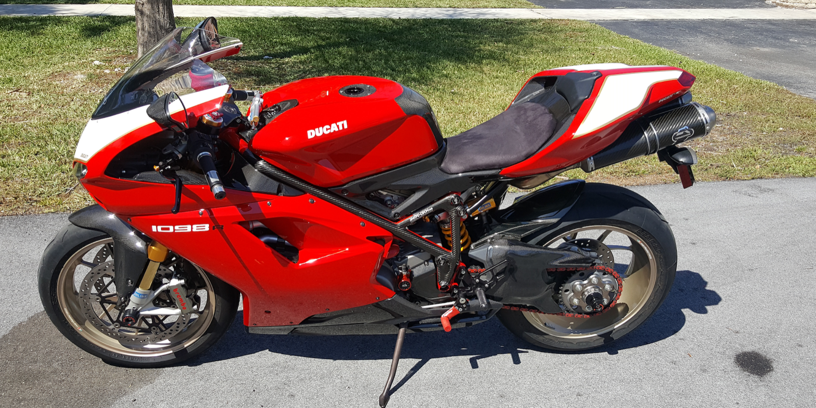 20190916 2008 ducati 1098r left