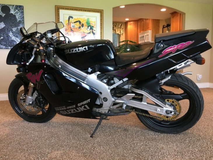 Tastefully Modified Smoker: 1993 Suzuki RGV250Γ VJ22 for Sale