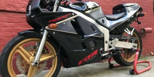 HONDA CBR250R（88年式） 先川知香的インプレッション【88年式 HONDA CBR250R】に乗ってみた