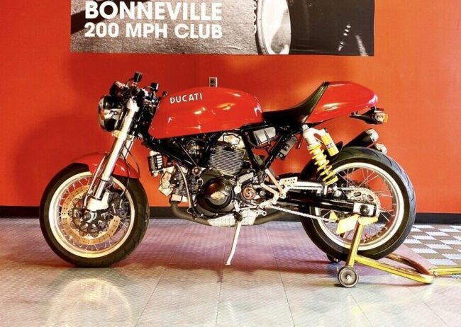 20191030 2006 ducati sport 1000 left scene