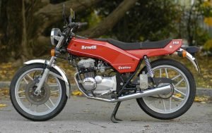 1970's Benelli 250 4 cylinder street bike original 5" X 7" Distributor photo *