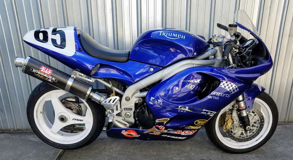 Featured Listing: 1998 Triumph Daytona Ex Formula Thunder Race