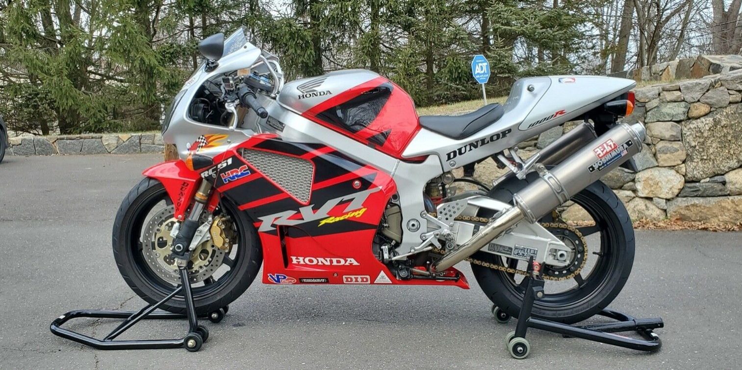 20200113 2004 honda rc51 rvt1000r hayden left