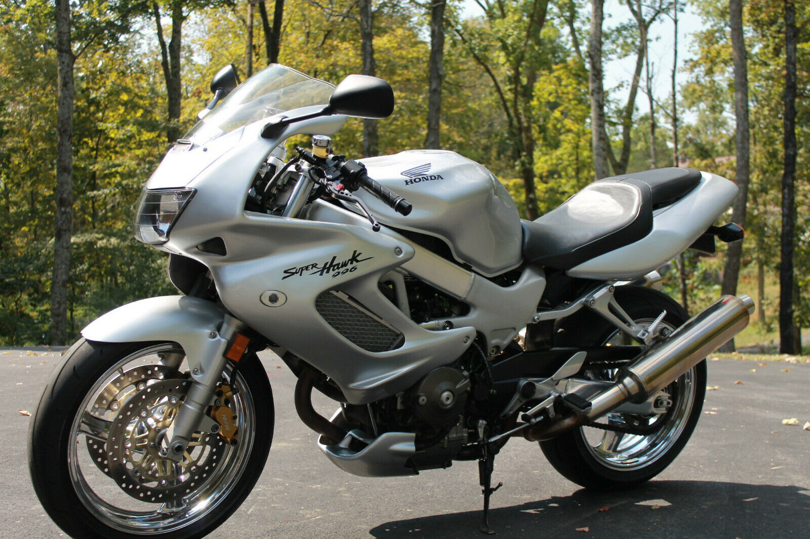 Affordable Twin: 1998 Honda VTR1000F Super Hawk for Sale - Rare