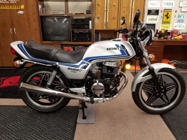 20200909 1982 honda cb450t right
