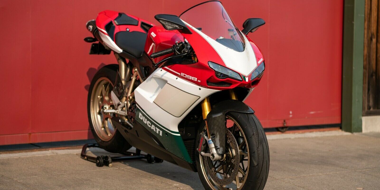 20201012 2007 ducati 1098s tricolore right front