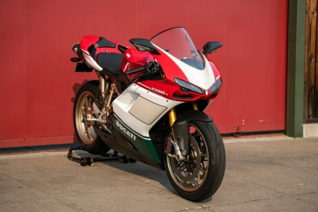 20201012 2007 ducati 1098s tricolore right front