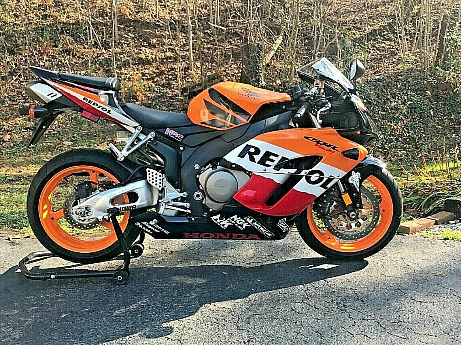 20201129 2005 Honda Cbr1000rr Repsol Right Rare Sportbikesforsale 7683