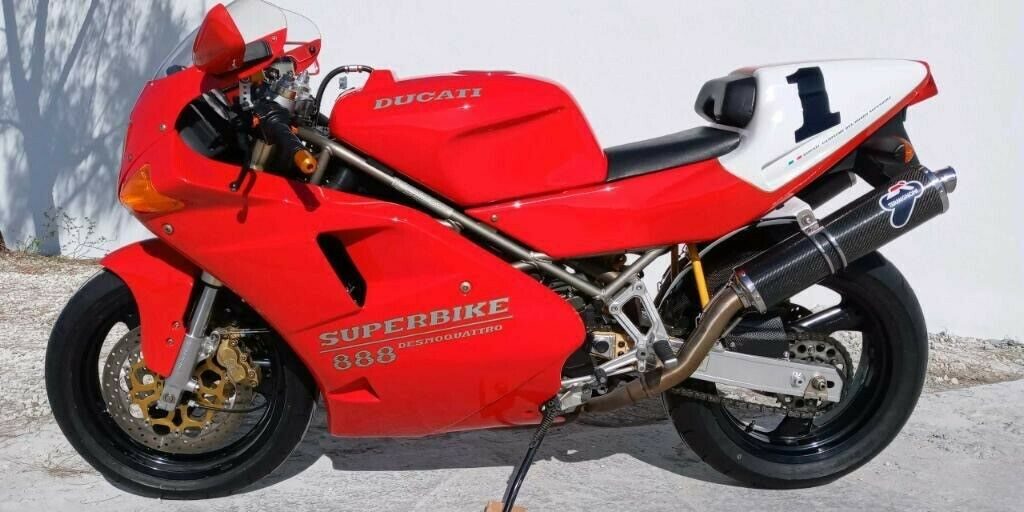 20210211 1991 ducati 888 spo left