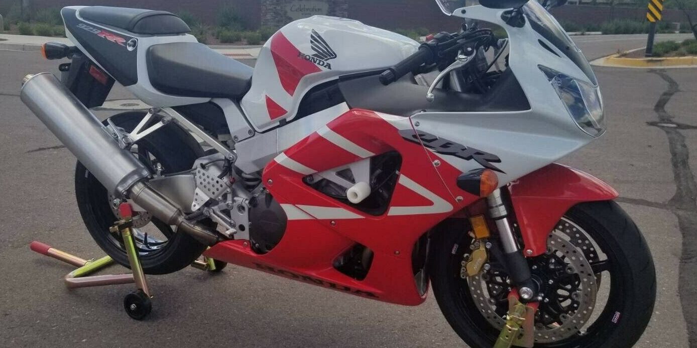 20210314 2000 honda cbr929rr right front